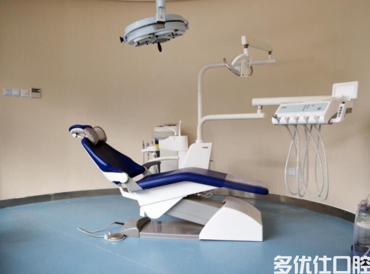 济南医大口腔医院正规吗?医生靠谱,数字化种植牙技术好评率高(图1)