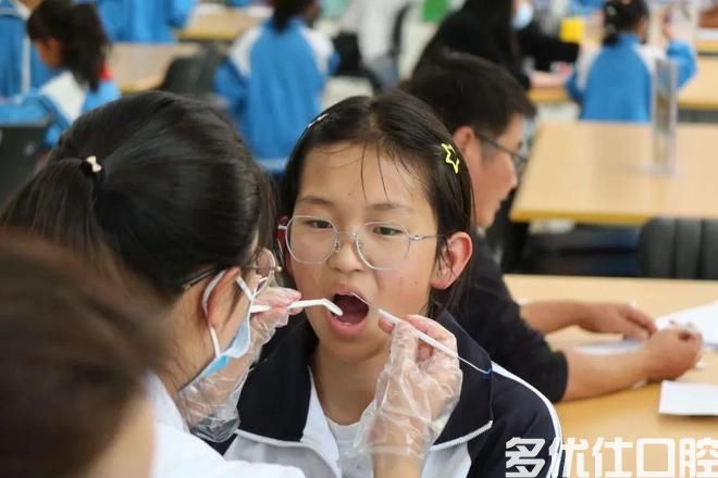 市医院口腔科走进祥和学校开展健康科普 疾病筛查 守护孩子的口腔健康(图3)