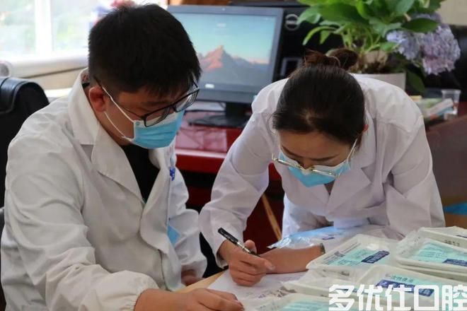 市医院口腔科走进祥和学校开展健康科普 疾病筛查 守护孩子的口腔健康(图5)