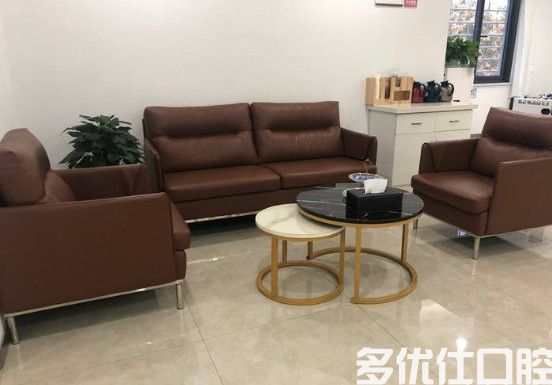 无锡牙冠多少钱一颗2023价格表：无锡烤瓷牙500元+全瓷牙2000元起(图2)