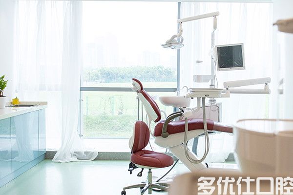 西安种植牙哪家医院好?西安种植牙医院排名来看技术好又便宜的种牙医院(图3)
