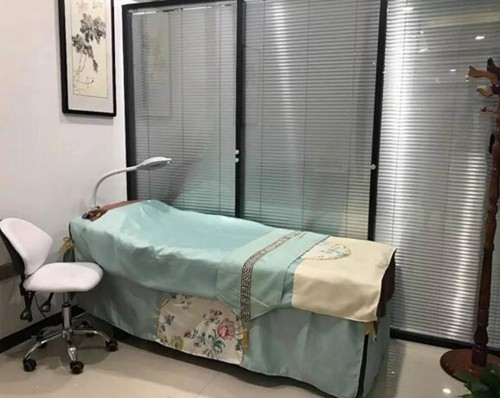 濮阳源美温赏医疗美容诊所玻*酸**沟充填美容优惠